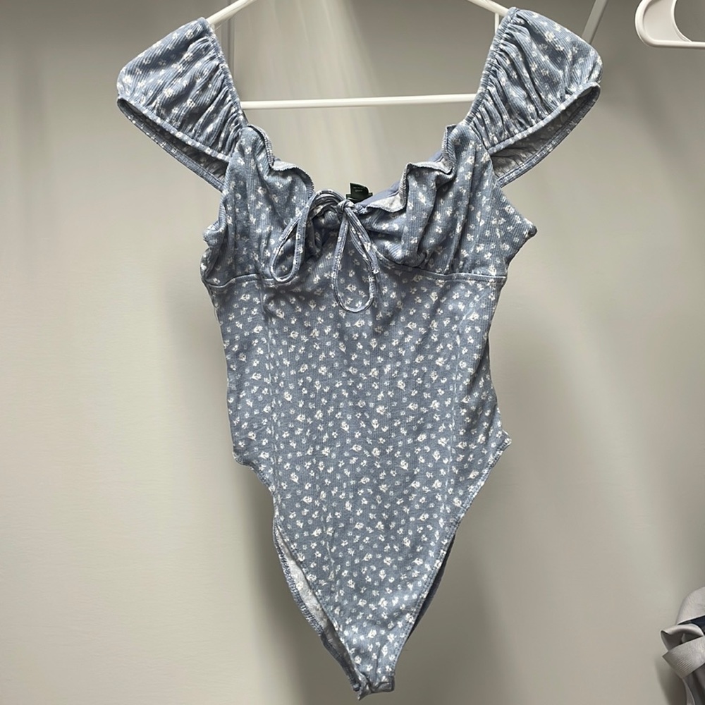 Wild Fable Blue Floral Bodysuit